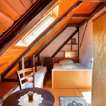 Gostisce Gacnk V Logu Guest house *