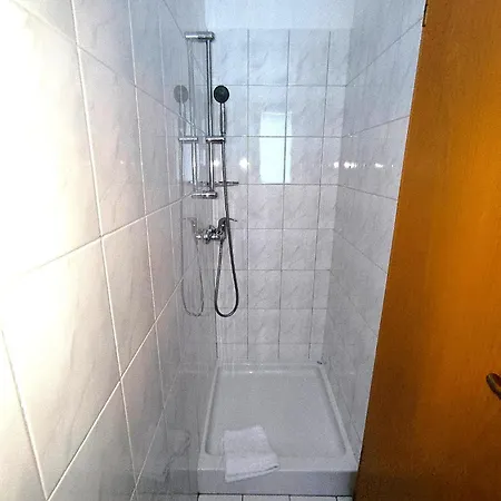 Uastarie U Luogu Pensionat Cerkno