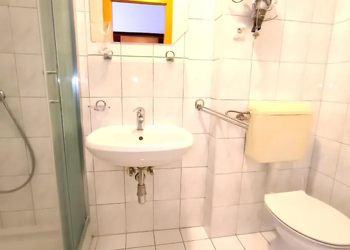 Uastarie U Luogu Cerkno