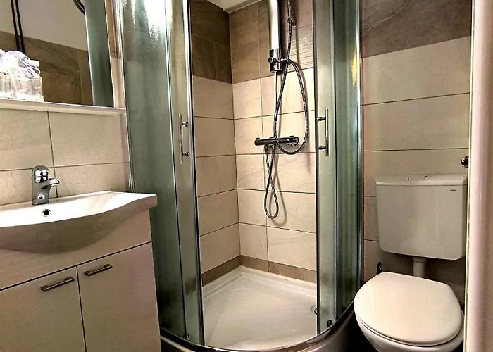 Uastarie U Luogu Cerkno